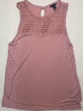 H&M Woman’s Crochet Button up back Dusty Rose airy light for Spring Summer top